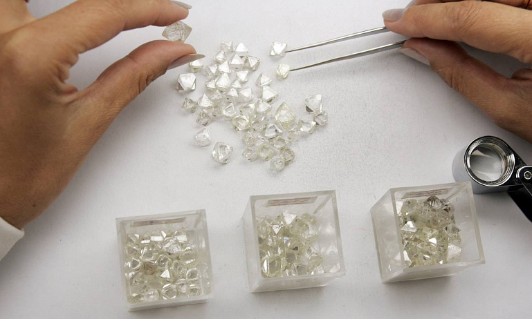Производство синтетических алмазов продолжает расти